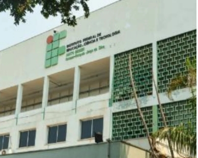 Professor do IFMT é afastado após denúncias de filmar alunas em sala de aula