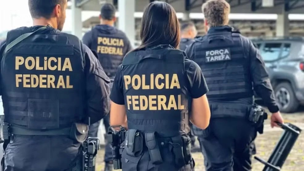 Golpistas têm usado plataformas de jogos para induzir adolescentes a enviar fotos íntimas